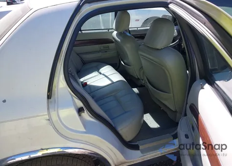 2003 Mercury Grand Marquis Ls z USA, uszkodzony, nr VIN 2MEFM75W13X711523